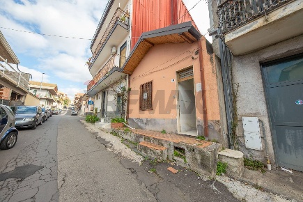Foto Casa indipendente Belpasso Centro di 82 m² con 3 locali in vendita
