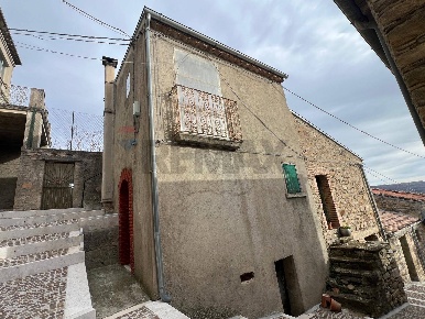 Foto Case semi ndipendenti in via San Pietro 67, Casalciprano di 59 m²