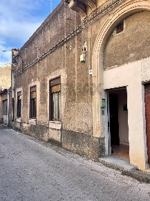 Foto Casa indipendente in Via Cozzale 84, Acireale Centro Storico di 100 m²