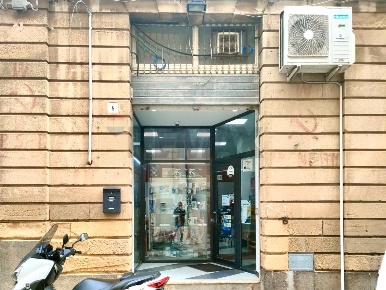 Foto Locale commerciale in via ponte Tamburino 9, Mineo Centro di 116 m²