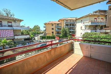 Foto Appartamento in via Ruggero Leoncavallo 8, Taormina di 59 m²