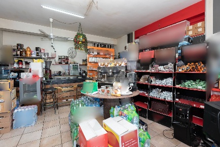 Foto Negozio in Via Sebastiano Catania 270, Catania di 125 m² con 3 locali