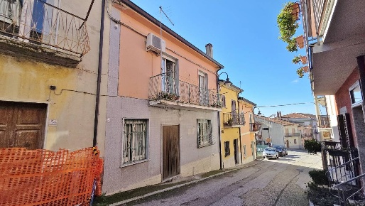 Foto Case semi ndipendenti in Via Regina Margherita 52, Castel Baronia