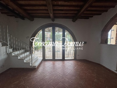 Foto Appartamento a Siena Scacciapensieri di 120 m² con 5 locali in vendita