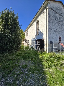 Foto Appartamento a Chiesina Uzzanese Chiesanuova di 150 m² con 6 locali