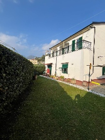 Foto Villa bifamiliare in VIA BOSI SUPERIORE, Tovo San Giacomo di 200 m²