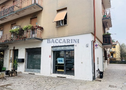 Foto Negozio in VIA DAL POZZO, Faenza di 93 m² con 1 locali in affitto