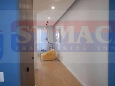 Foto Ufficio a Casoria Centro di 80 m² con 3 locali in affitto