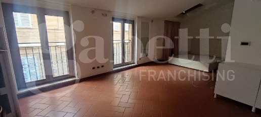 Foto Attico in Francesco Crispi, Macerata Centro di 35 m² con 1 locali