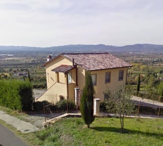 Foto Villa singola in policiano, Arezzo Puliciano di 200 m² con 5 locali