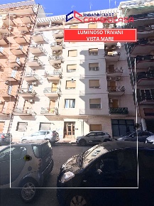 Foto Appartamento in via dario lupo 46, Taranto Tre Carrare di 100 m²