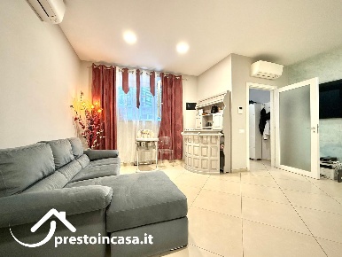 Foto Villa a schiera a Viareggio Centro di 175 m² con 7 locali in vendita