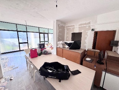 Foto Ufficio a Palaia Forcoli di 100 m² con 2 locali in vendita