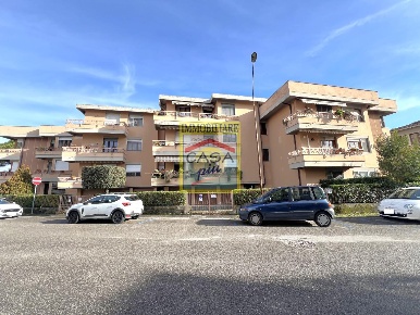 Foto Appartamento a Pisa Pratale di 130 m² con 6 locali in vendita