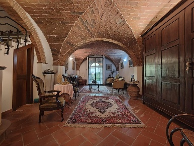 Foto Casale a Empoli Cerbaiola - Corniola di 700 m² con 20 locali