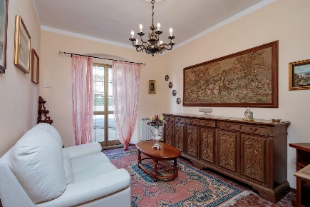 Foto Case indipendenti a Pisa Marina di Pisa di 100 m² con 5 locali