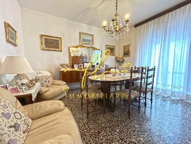 Foto Villa bifamiliare a Orciano Pisano di 106 m² con 5 locali in vendita