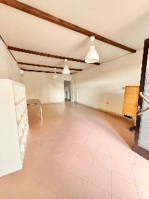 Foto Ufficio a Ponsacco di 90 m² con 3 locali in affitto