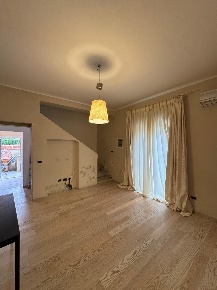 Foto Casa indipendente a Lucca Sant'Anna di 55 m² con 3 locali in vendita
