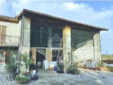 Foto Appartamento in Strada Gambara, Fiesse di 268 m² con 9 locali
