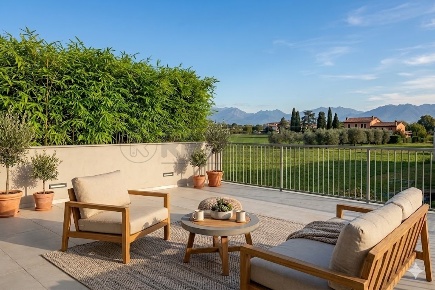 Foto Appartamento in Via Caldonazzo, Caldogno di 189 m² con 5 locali