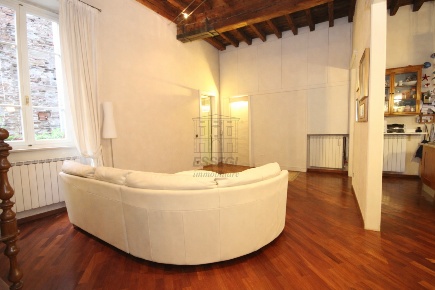 Foto Appartamento a Lucca Piazza Anfiteatro - Torre Guinigi di 150 m²