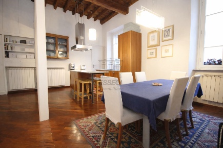 Foto Appartamento a Lucca Piazza Anfiteatro - Torre Guinigi di 150 m²