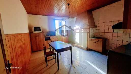 Foto Rustico in Via Civita, Colonnella di 320 m² con 8 locali in vendita