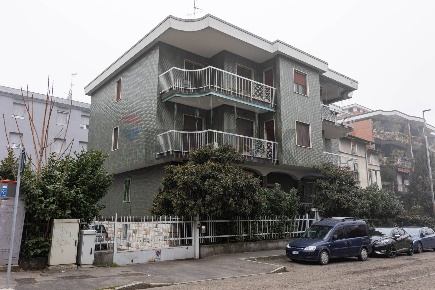 Foto Appartamento in Via Raffaello Sanzio 14, Corsico di 130 m² in vendita