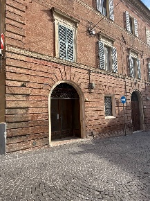 Foto Locale commerciale in via Cialdini 83, Fabriano Centro di 40 m²