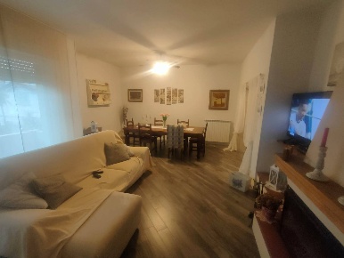 Foto Appartamento in Via Della Gronda snc, Viareggio di 140 m² con 5 locali