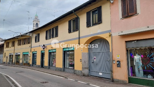 Foto Appartamento in Via Santa Crescenzia 6, Magenta Centro di 115 m²