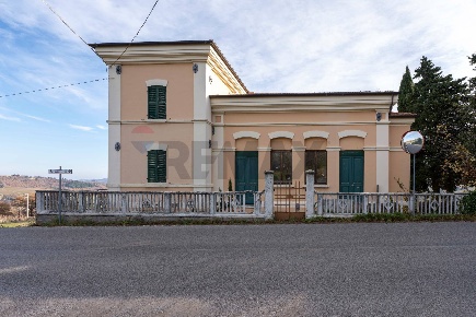 Foto Casa indipendente in Frazione Prosano 25, Arcevia di 161 m² in vendita