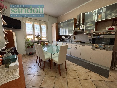 Foto Appartamento in Via Cardano, Vercelli Semicentro di 65 m² con 3 locali