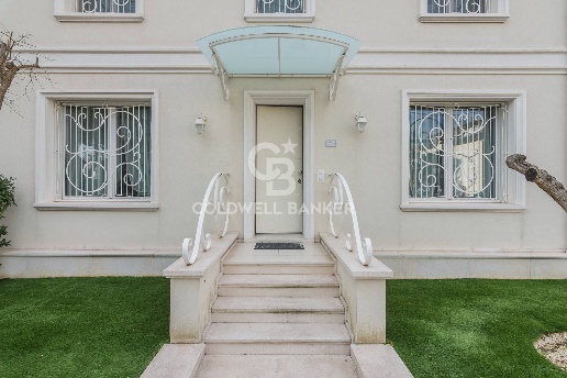 casa indipendente in vendita a Riccione