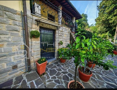 Foto Appartamento in Via Faentina, Fiesole Le Cure di 54 m² con 3 locali