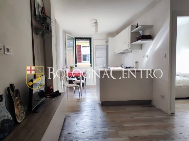 Foto Appartamento in Via Castiglione ad.ze, Bologna Castiglione - Tribunale