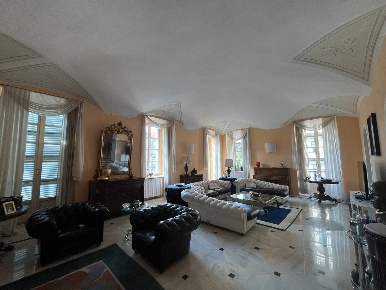 Foto Appartamento in corso Matteotti 9, Torino Piazza Solferino di 293 m²