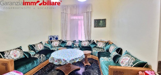 Foto Appartamento in Via Tommaso Cornelio, Napoli San Carlo All'Arena