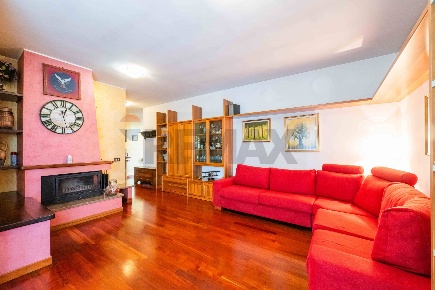 Foto Appartamento a Grassobbio di 139 m² con 3 locali in vendita