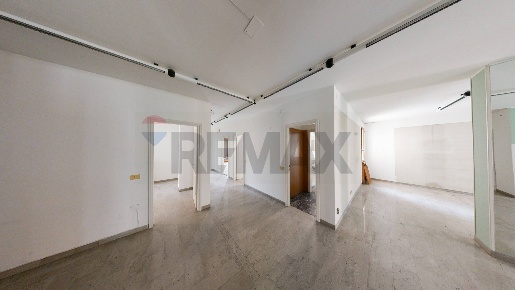 Foto Appartamento in via MARINALI 52, Bassano del Grappa Centro di 240 m²