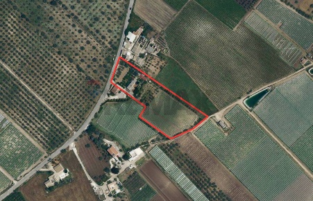 Foto Villa unifamiliare in Contrada Senia 17, Comiso di 272 m² con 7 locali