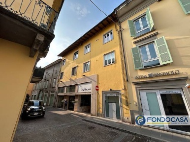 Foto Appartamento a Palazzolo sull'Oglio Centro di 94 m² con 3 locali