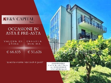 Foto Appartamento in Via Pertinace, Vado Ligure Sant'ermete di 51 m²