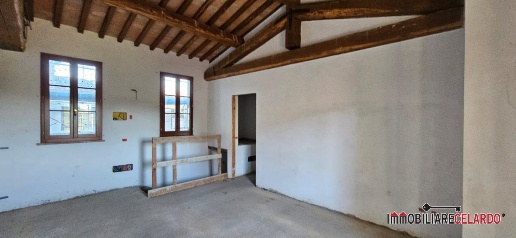 Foto Appartamento a Gambassi Terme Badia A Cerreto di 57 m² con 2 locali