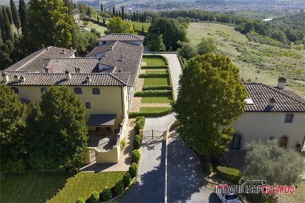 Foto Appartamento a Gambassi Terme Badia A Cerreto di 79 m² con 3 locali