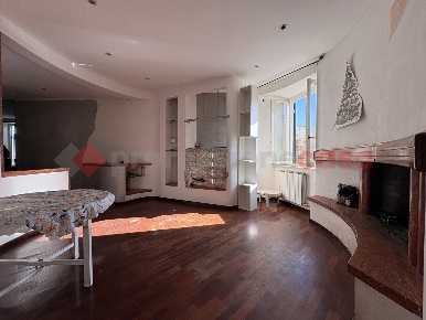 Foto Appartamento in Piazza FONTANA VECCHIA 5, Terracina Centro Storico