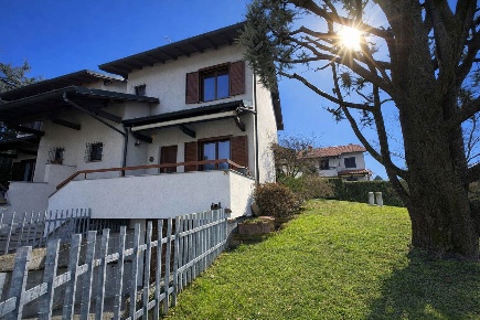 Foto Villa unifamiliare in Via per Magenta 20, Robecco sul Naviglio Centro