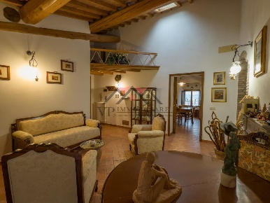 Foto Appartamento a Pomarance Centro di 162 m² con 6 locali in vendita