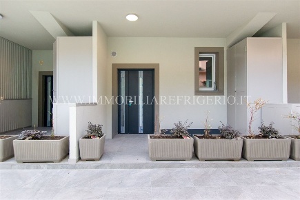 Foto Appartamento in Via Paolo Vitalba, Calolziocorte Centro di 95 m²